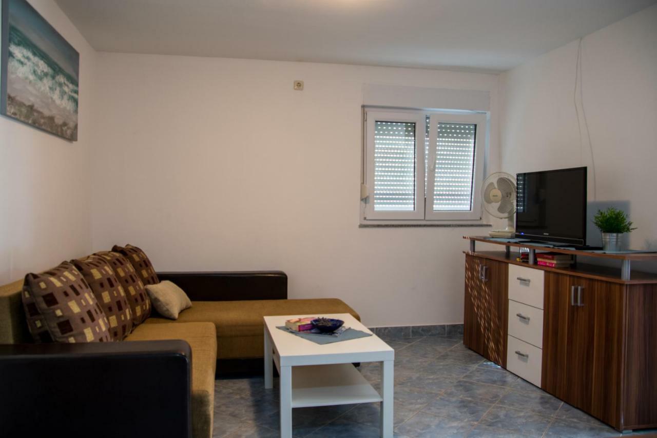 Apartmani Most Maslenica Exterior foto